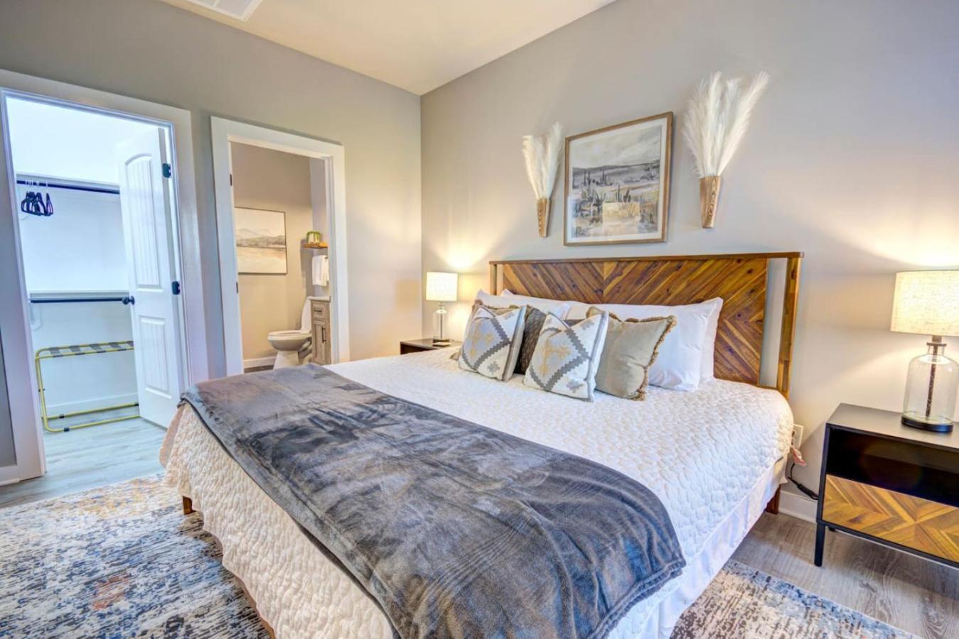 The Lodge At Little Ranches Central Sleeps 26 Wimberley Exterior photo