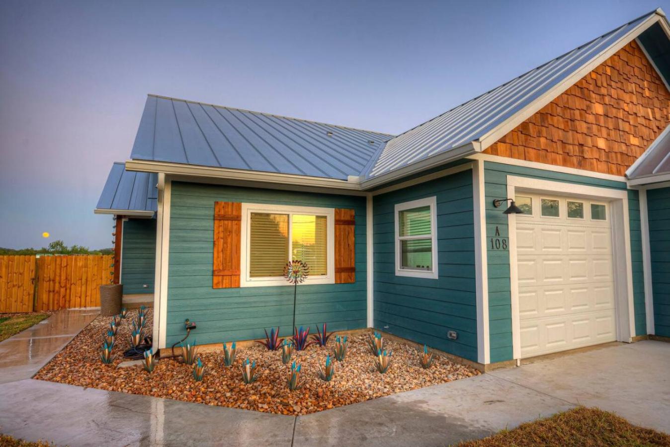 The Lodge At Little Ranches Central Sleeps 26 Wimberley Exterior photo