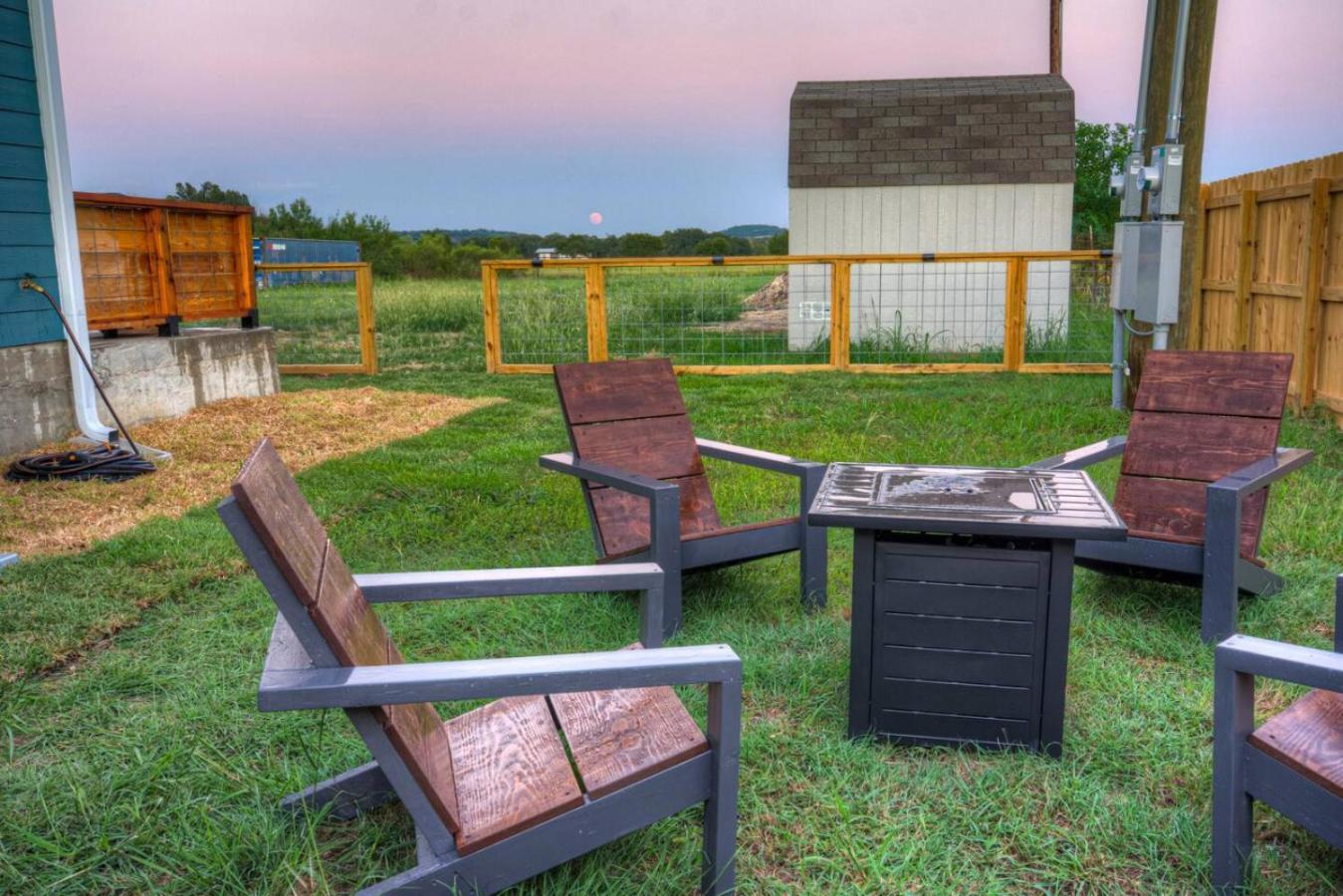 The Lodge At Little Ranches Central Sleeps 26 Wimberley Exterior photo